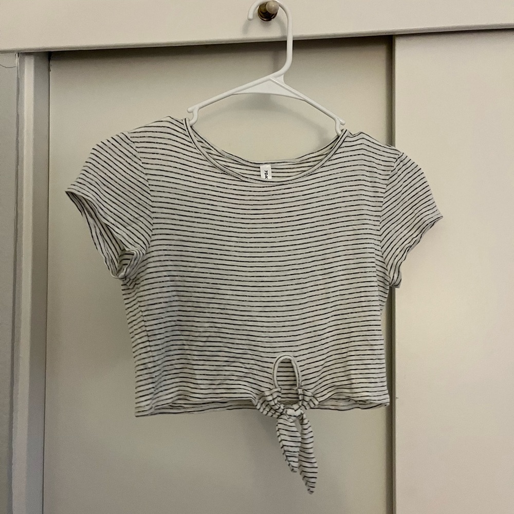 Crop top